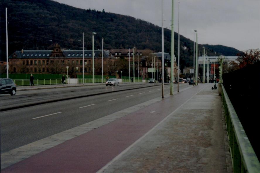 Theodor-Heuss-Brücke